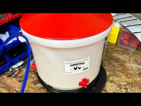 Farmer Brad Chicken Waterer (Heated version)